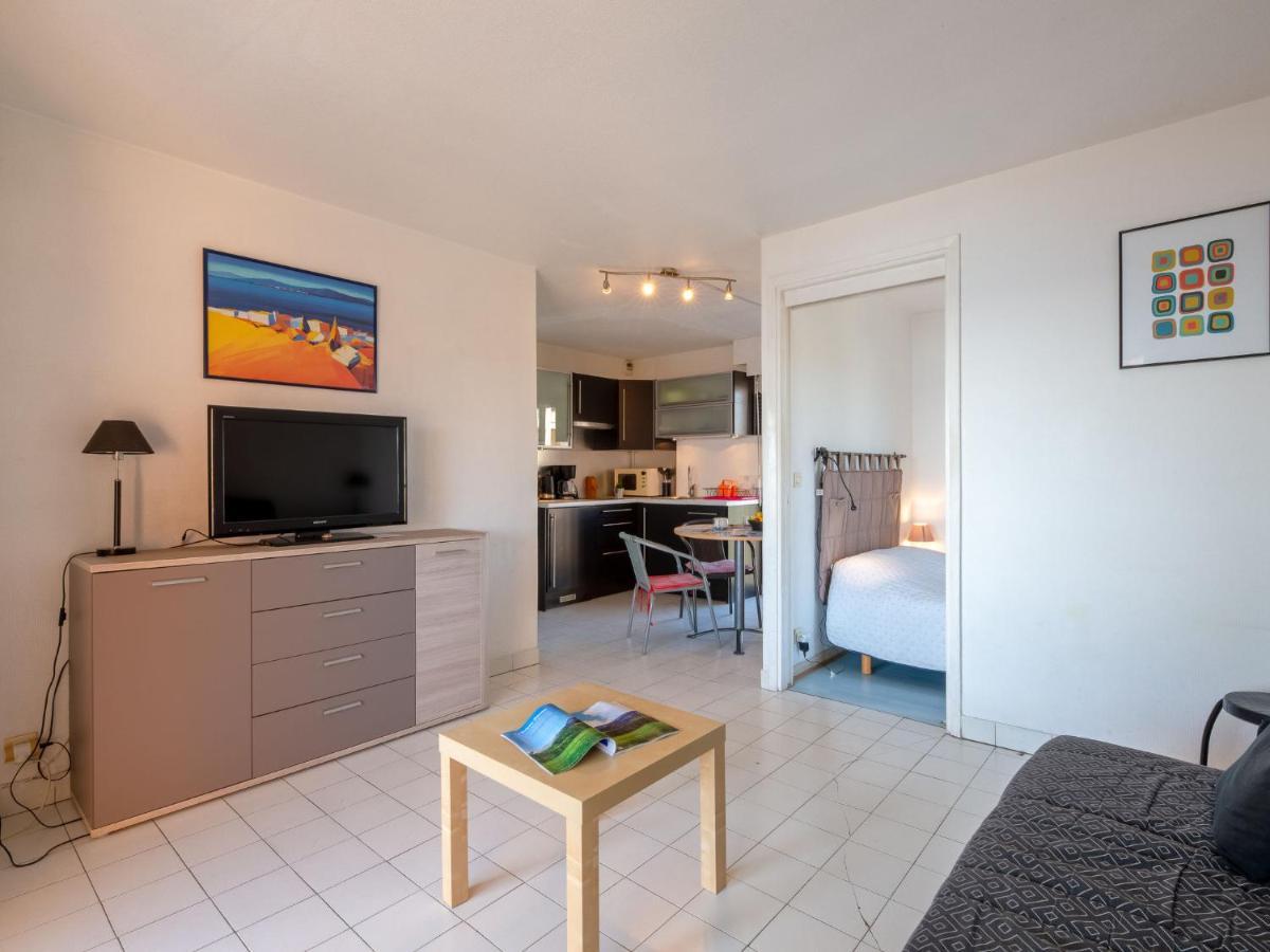 Apartment Le Capitole-3 By Interhome Frejus Exterior photo